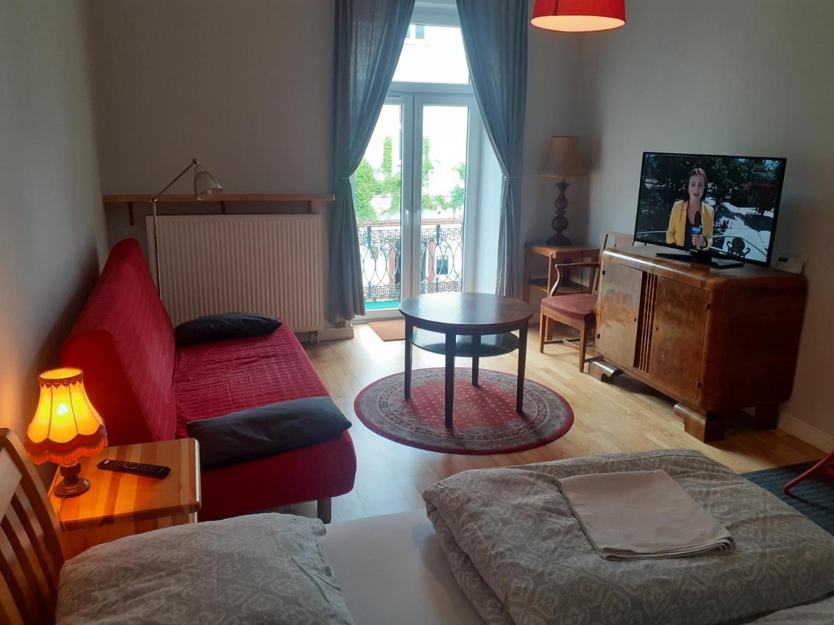 Apartament Cafe Belg Ченстохова Экстерьер фото