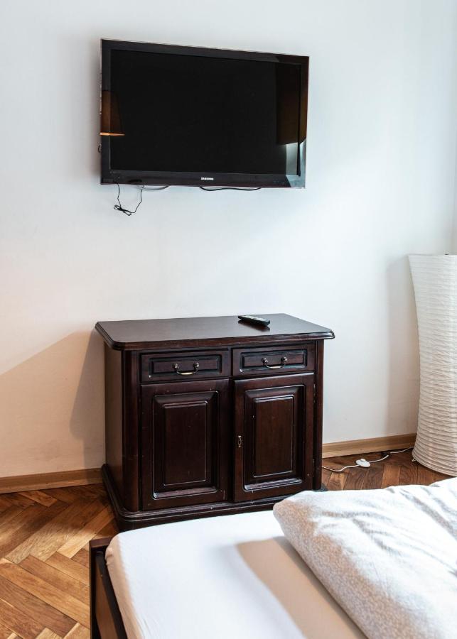 Apartament Cafe Belg Ченстохова Экстерьер фото